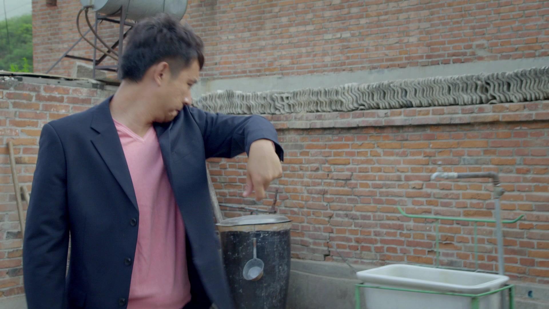 小米的爱情 第2集视频封面图