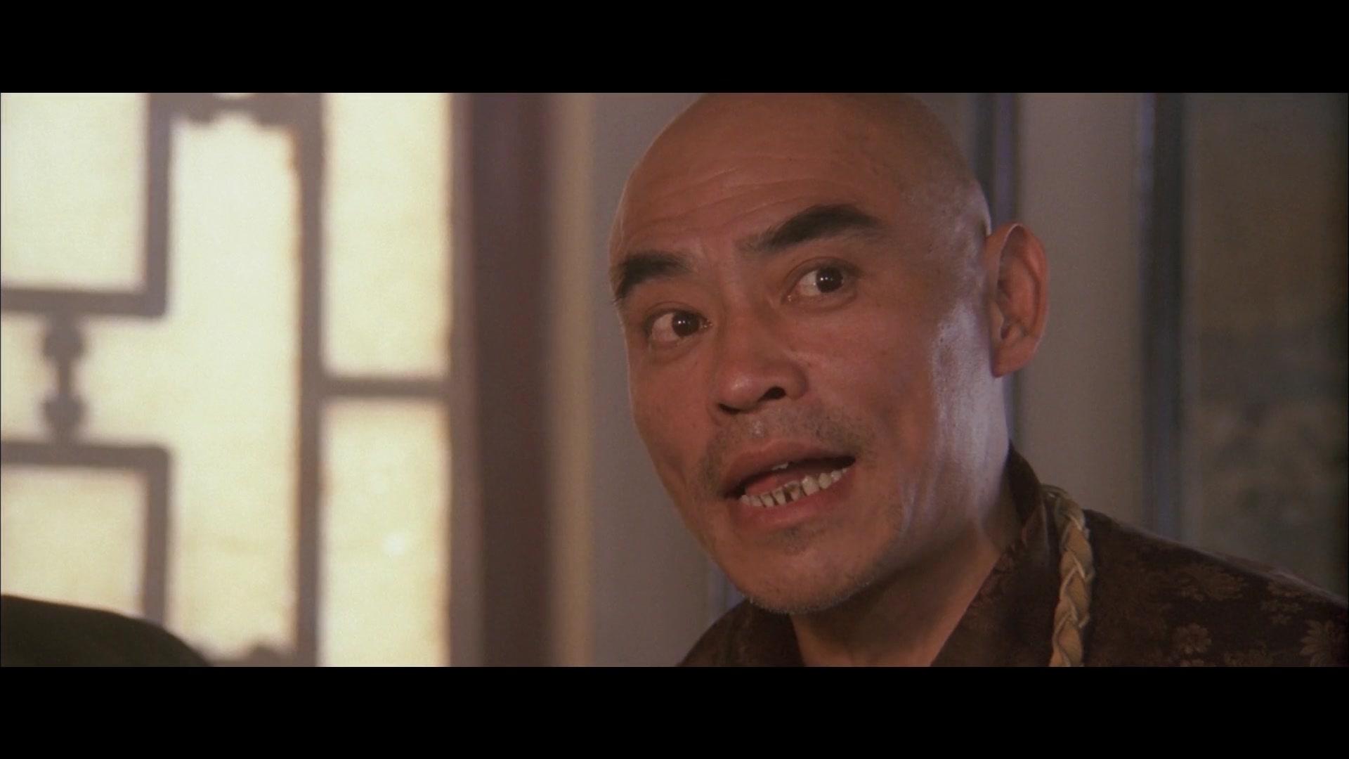 黑白人间视频封面图