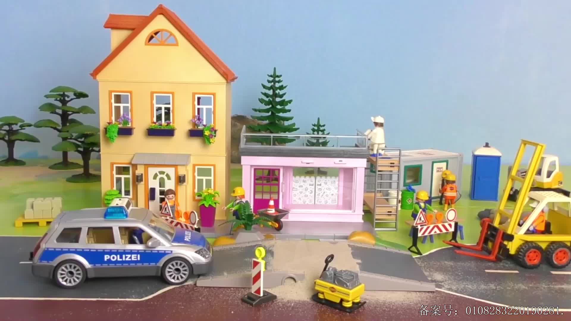 汽车世界之百变工程车 第13集视频封面图