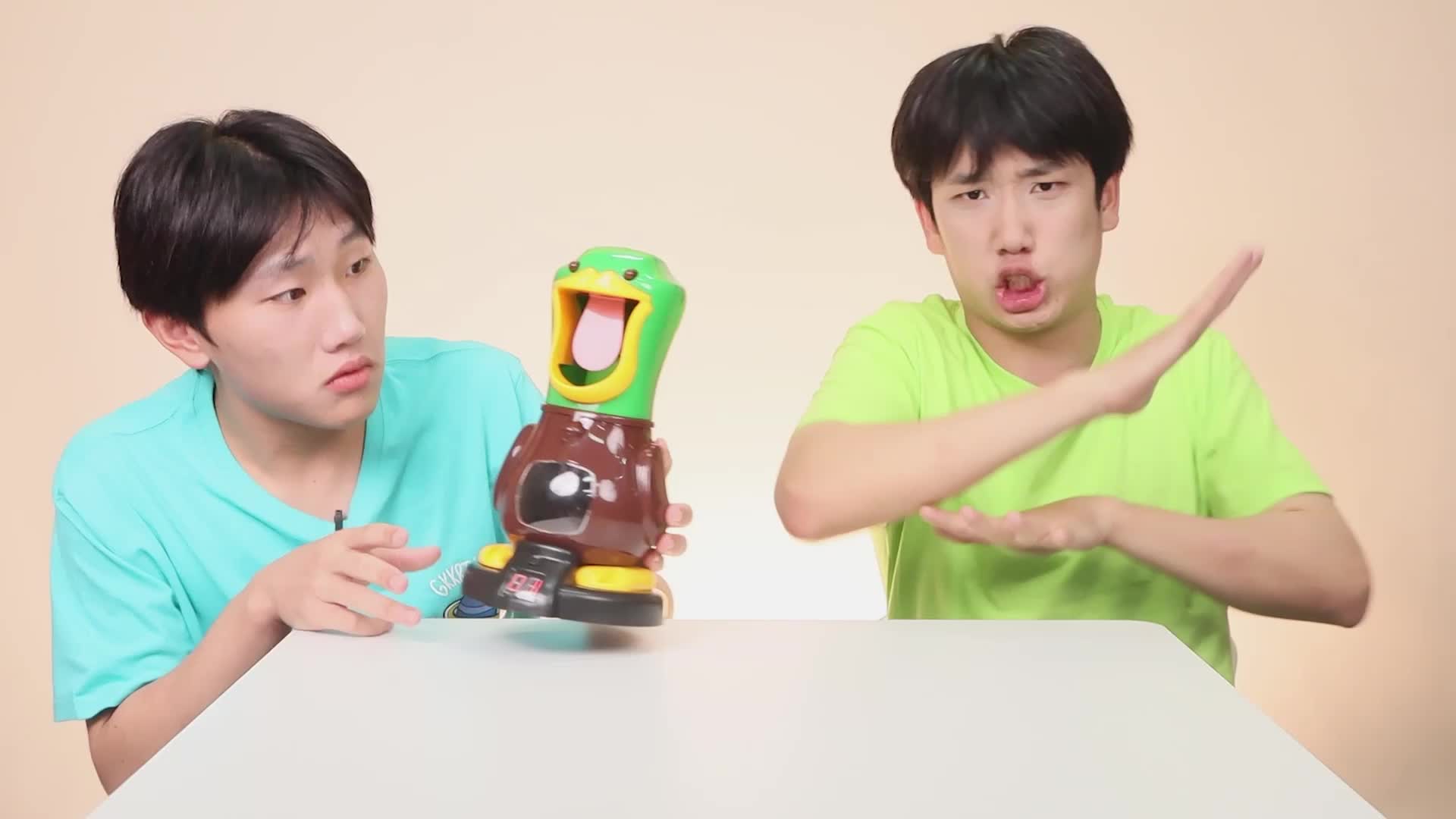 伶可兄弟第三季 第86集视频封面图