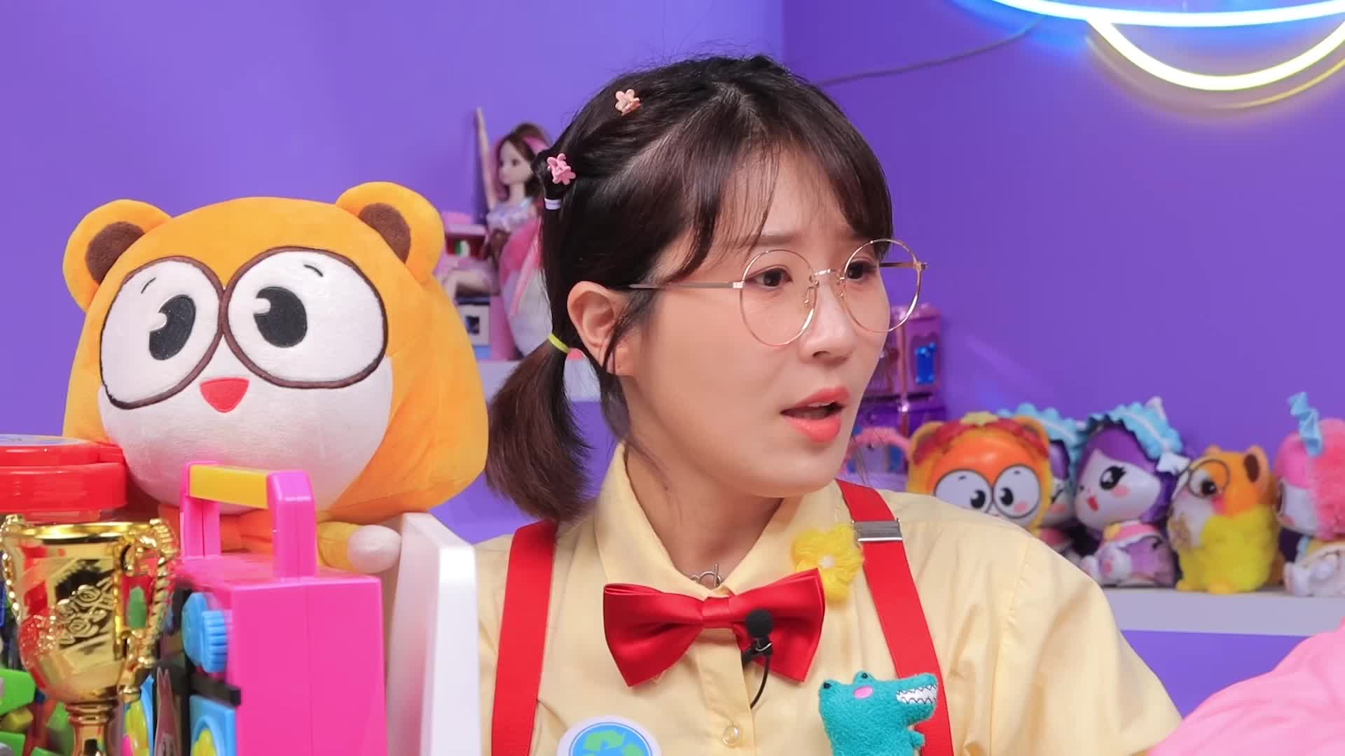小伶玩具第四季 第26集视频封面图