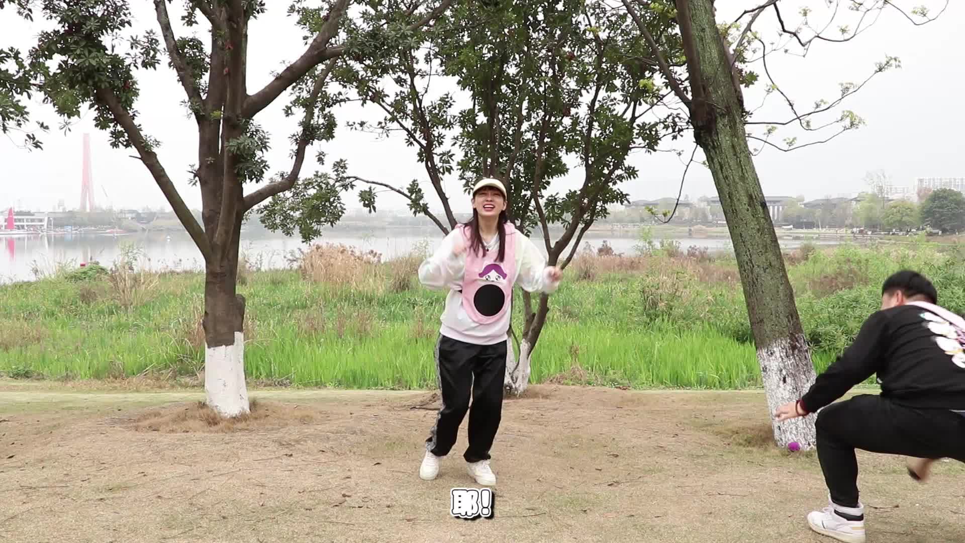 小伶玩具第三季 第28集视频封面图