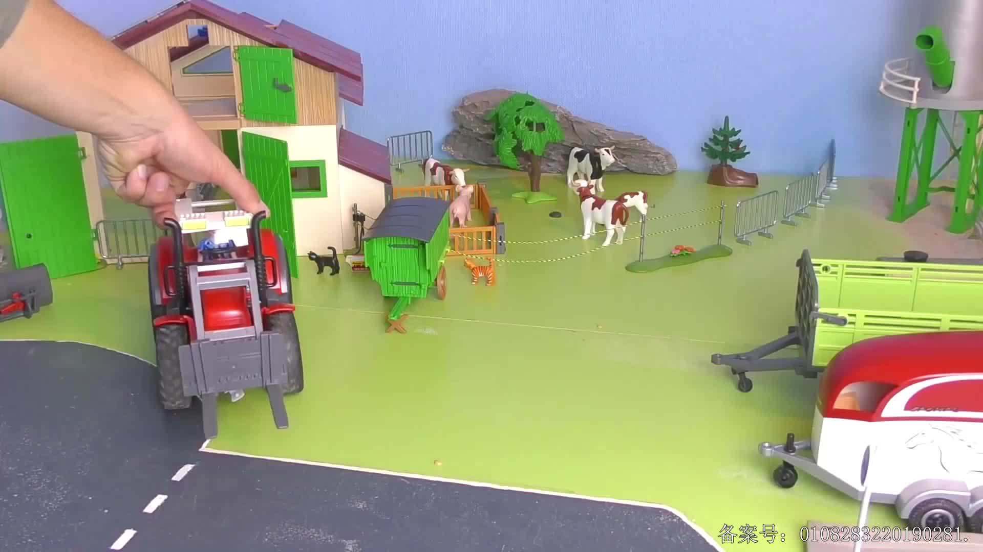 汽车世界之百变工程车 第39集视频封面图