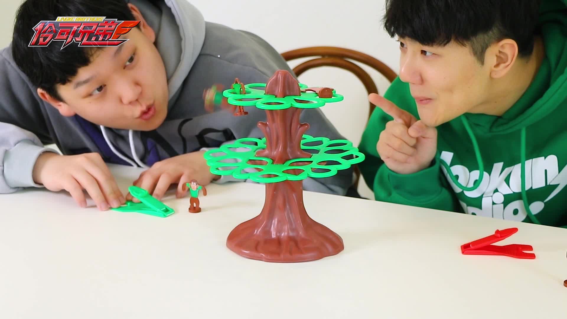 伶可兄弟 第37集视频封面图