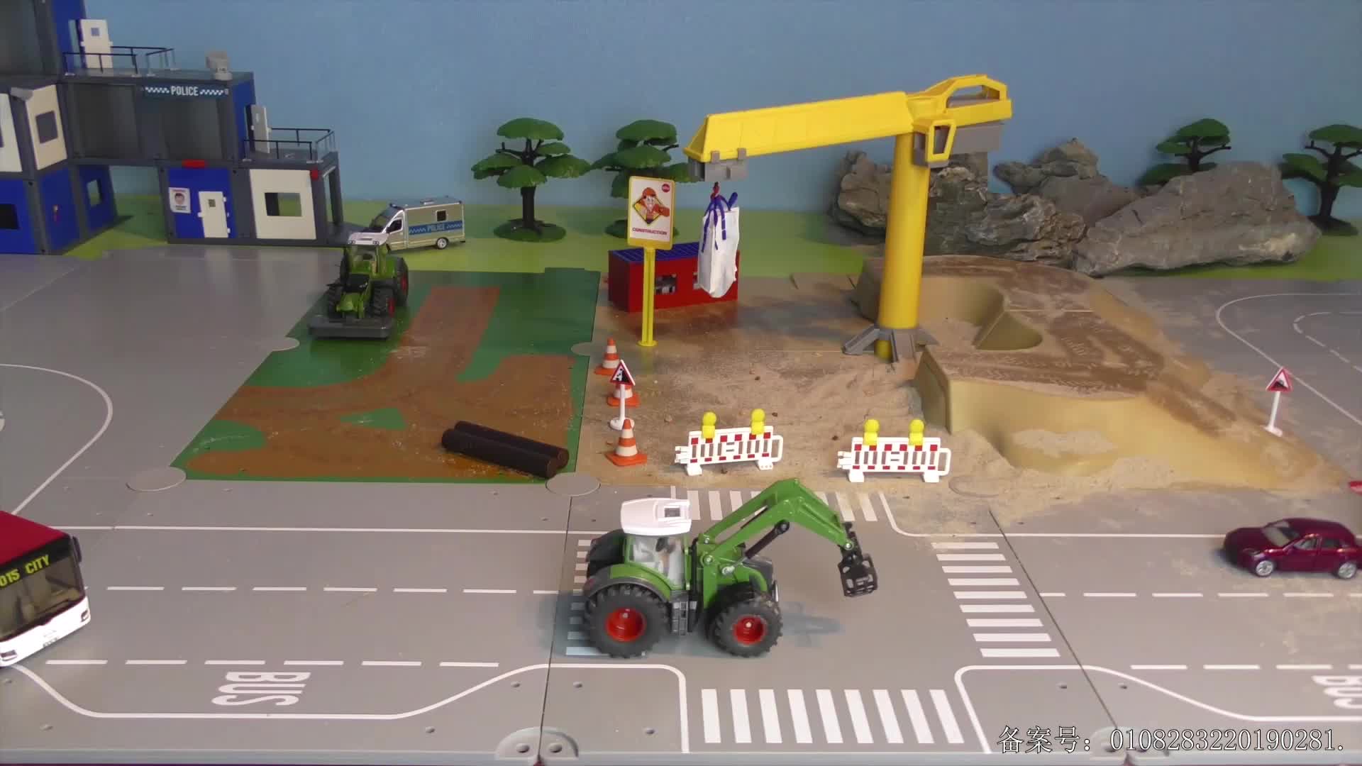 汽车世界之百变工程车 第68集视频封面图