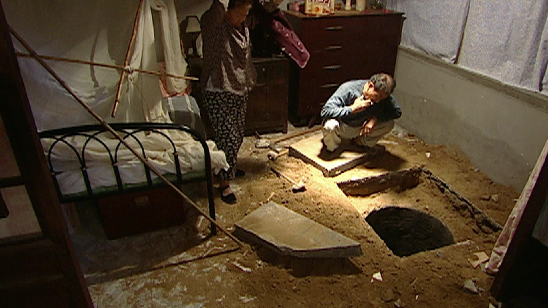 暗宅之谜 第1集视频封面图