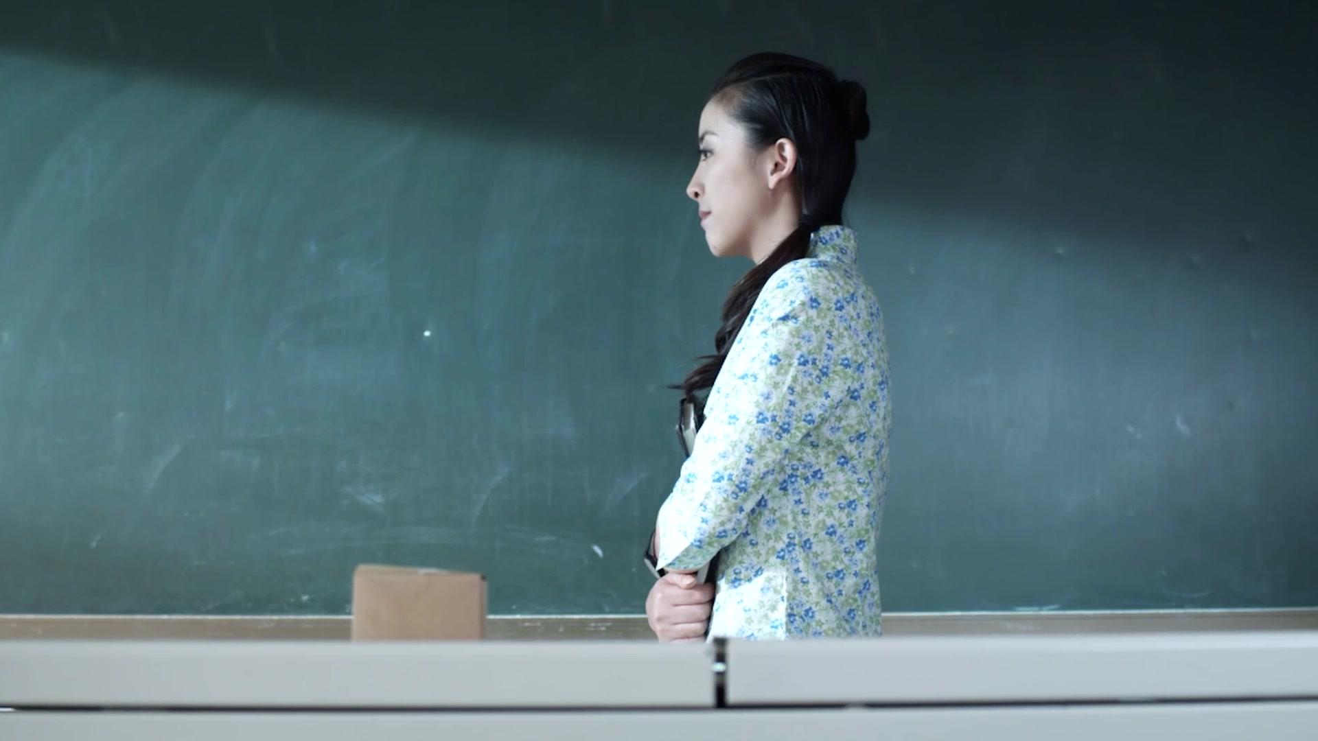 亲密对手 第17集视频封面图