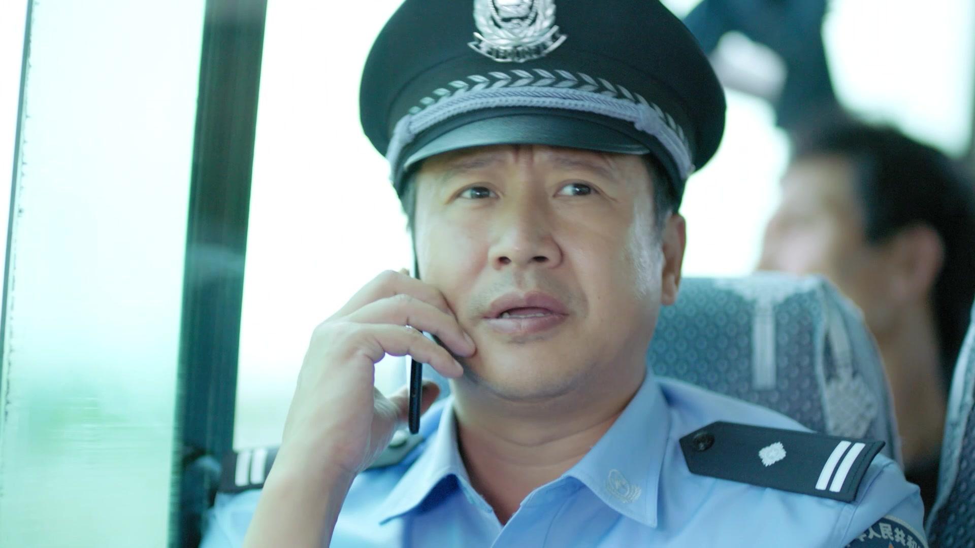 小镇警事 第15集视频封面图