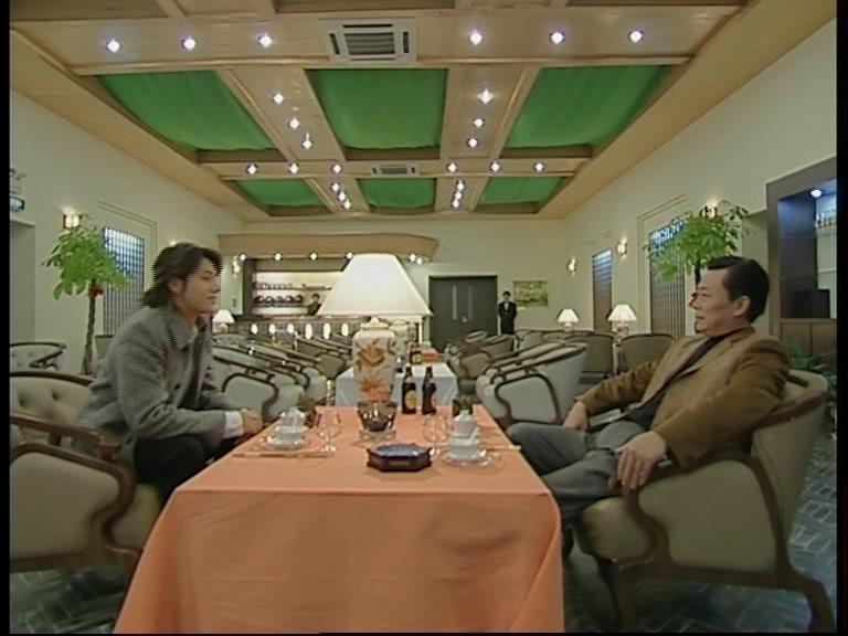 红色地毯黑色梦 第15集视频封面图