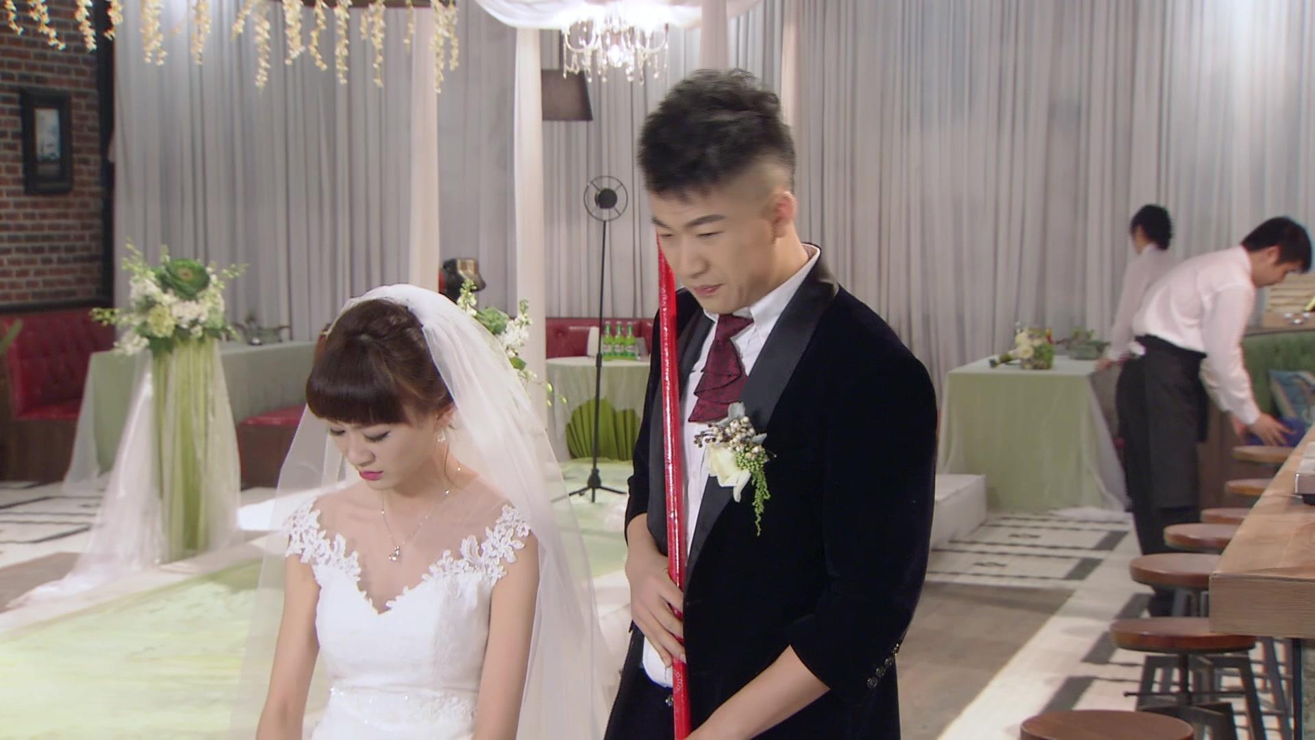 淑女涩男 第15集视频封面图