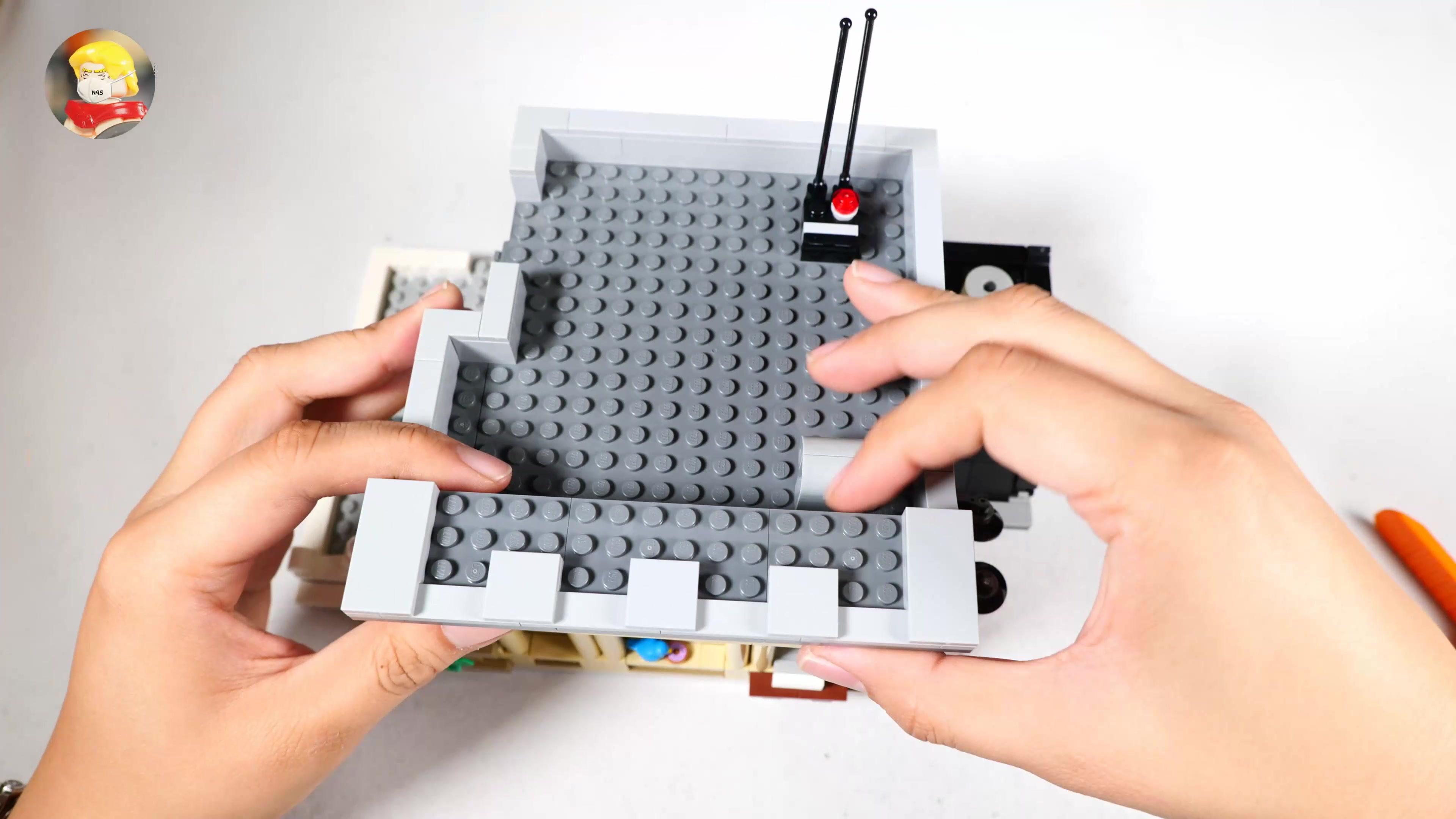 坏雪的乐高仓库 第19集视频封面图