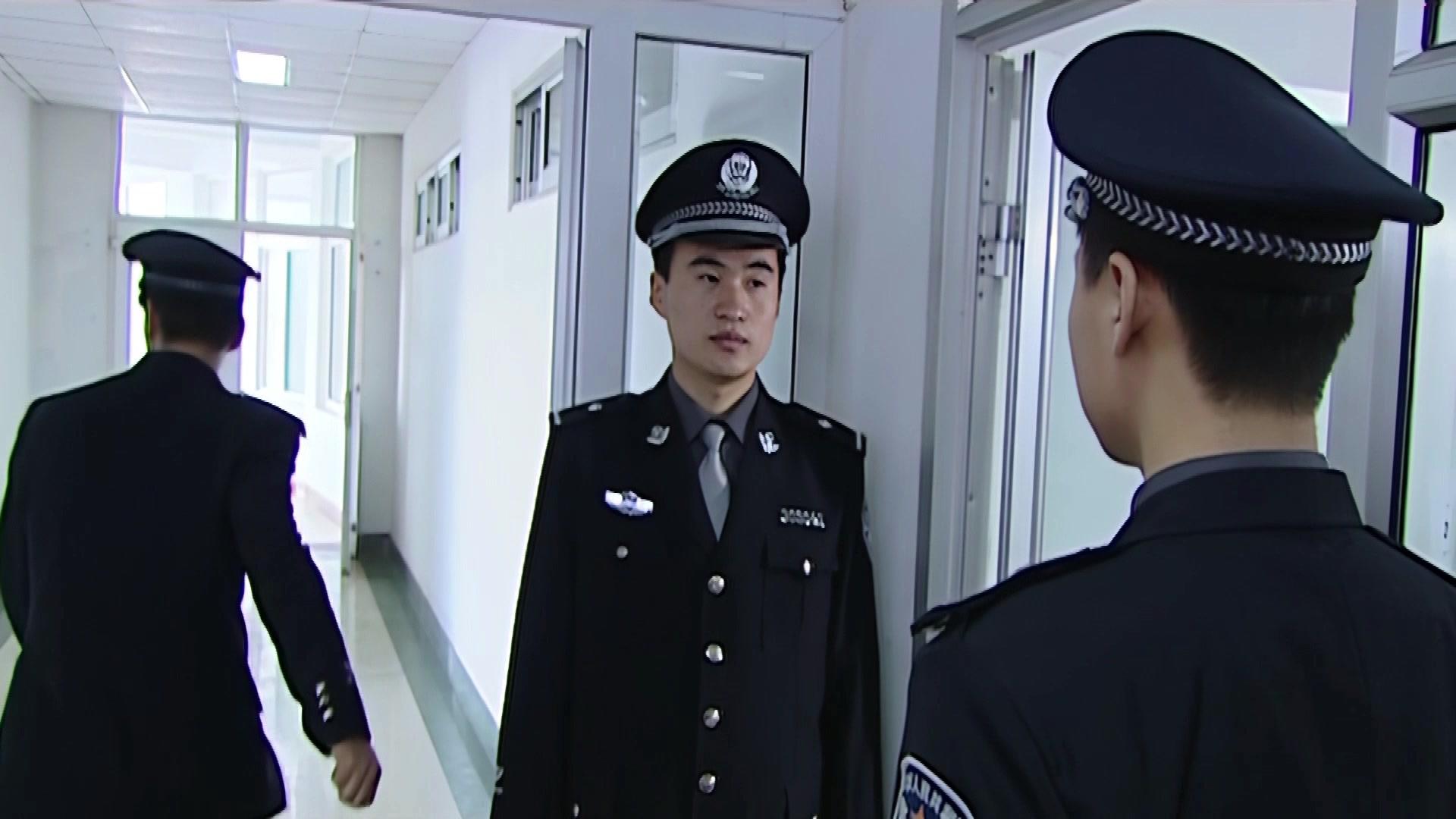 警中警 第1集视频封面图